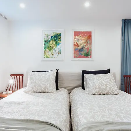 Spacious Near The Airport And Bus Station Ταλίν